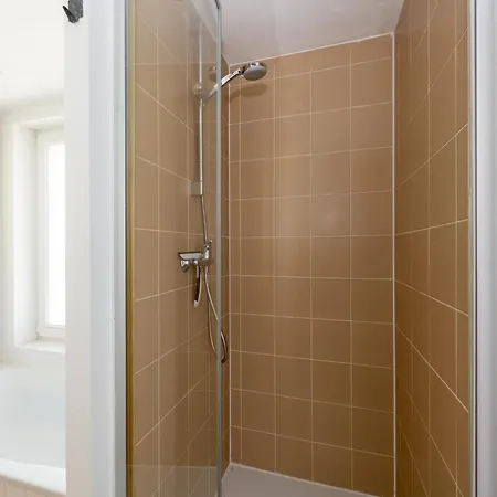 Modern Group Nieuwpoort, Cleaning Included Дом отдыха Ньивпорт